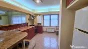 Apartament 3 camere , CENTRAL - ,INDEPENDENTEI UMF
