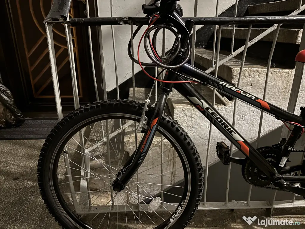 Vând urgent bicicletă