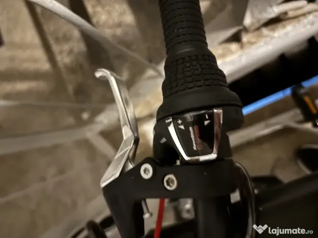 Vând urgent bicicletă