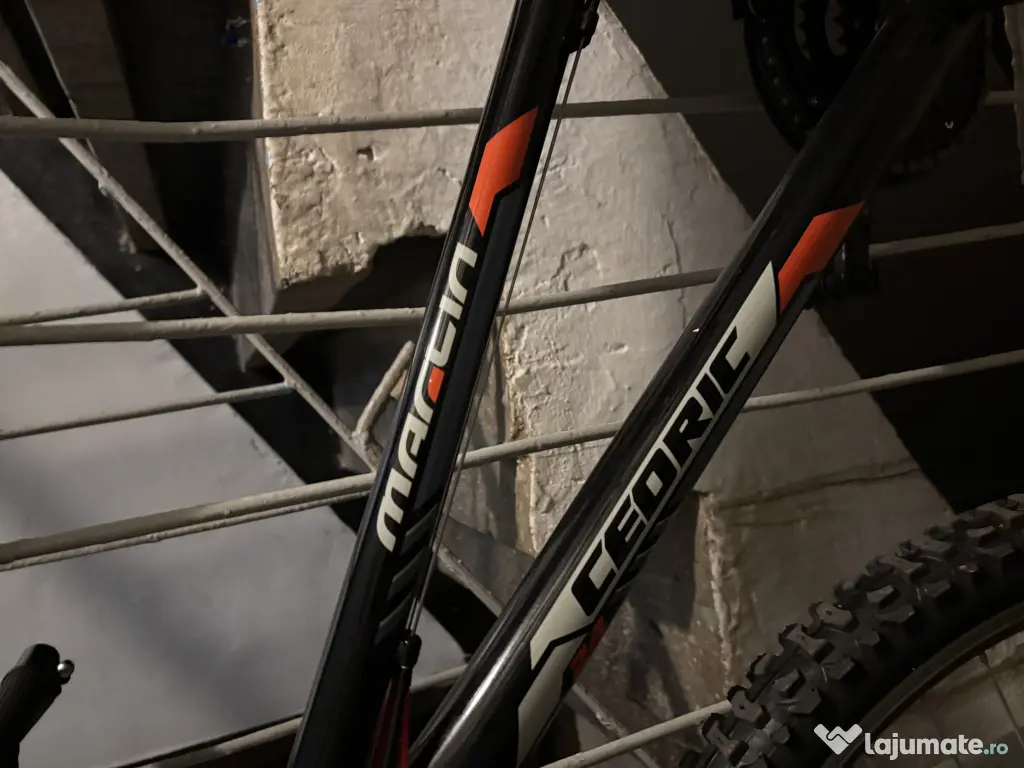Vând urgent bicicletă