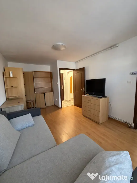 Garsonieră decomandată | 32 mp | Balcon închis | Zona Buc - Baia Mare (Maramures)