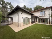Casa exclusivista, compusa din 2 proprietati, pe un teren d