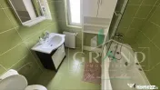 Apartament 3 camere, Terra, Floresti