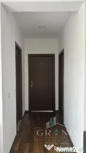 Apartament 3 camere, Terra, Floresti
