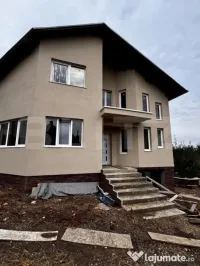 Casă individuală în zona Băi – 187 mp, teren 285 mp 