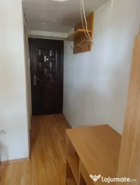 Închiriez garsionieră 