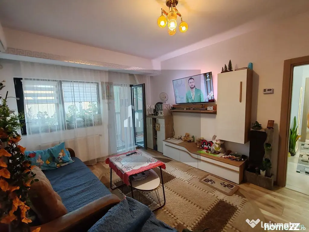 Apartament 2 camere, Sector 5, Pecineaga/Salaj, decomandat, centrala - Bucuresti (Bucuresti-Ilfov)