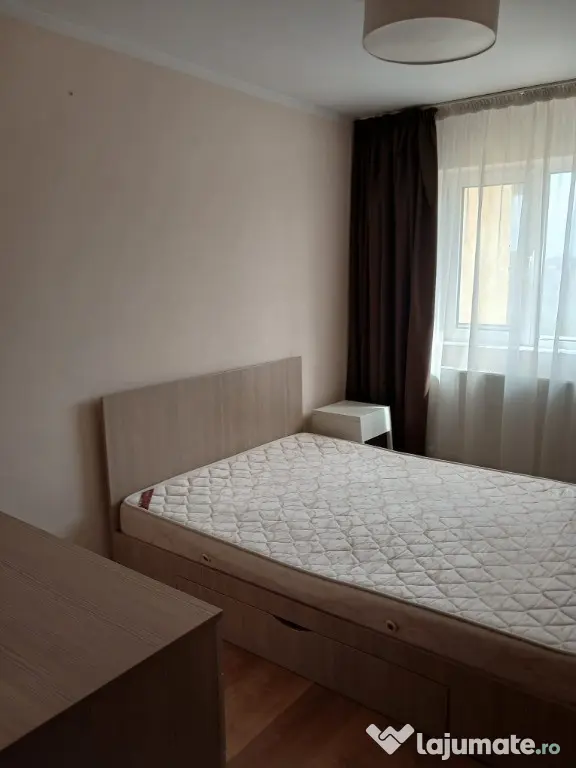 Ap 3 Camere D, Sf. Lazar - Palas, 850 Euro/luna - Iasi (Iasi)