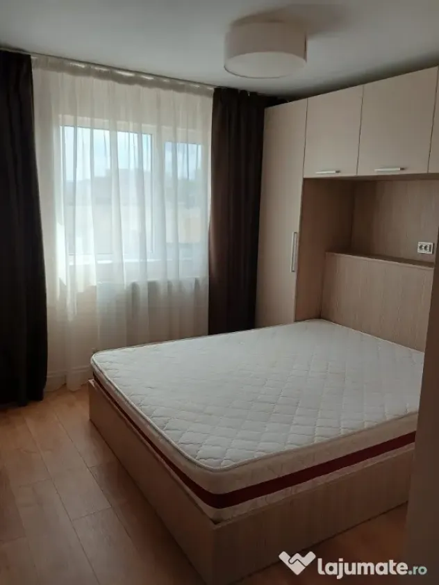 Ap 3 Camere D, Sf. Lazar - Palas, 850 Euro/luna - Iasi (Iasi)