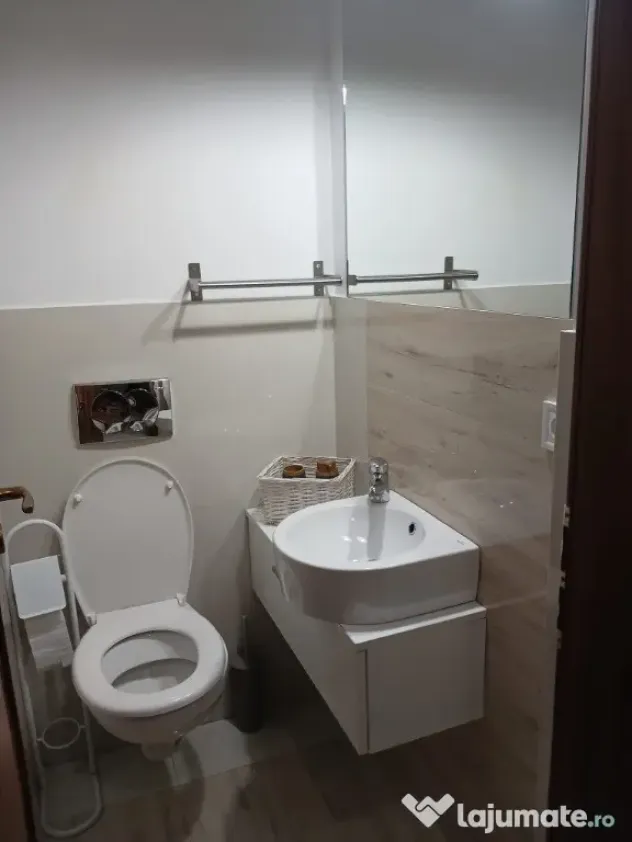 Ap 3 Camere D, Sf. Lazar - Palas, 850 Euro/luna - Iasi (Iasi)
