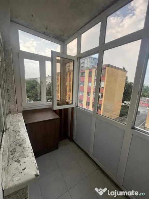 Redus Apartament 2 camere 64mp total, 2 balcoane, zona Craio - Craiova (Dolj)