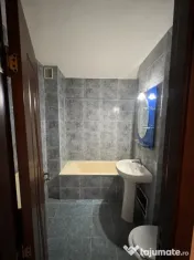 Apartament 3 camere, 67 mp, zona Valea Rosie