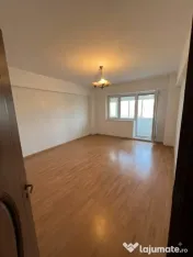 Apartament 3 camere, 67 mp, zona Valea Rosie