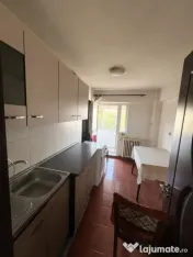 Apartament 3 camere, 67 mp, zona Valea Rosie