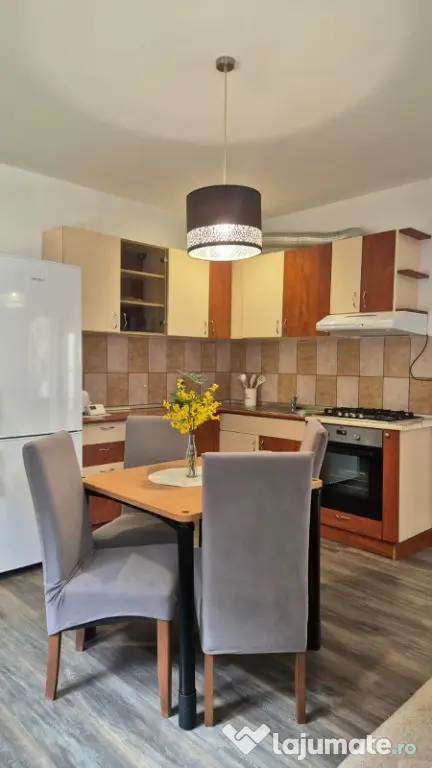 PF inchiriez ap 2 camere Calea Turzii,parcare - Cluj-Napoca (Cluj)