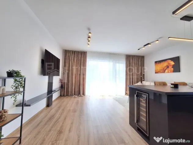 Apartament de lux, parcare inclusa - Brasov (Brasov)
