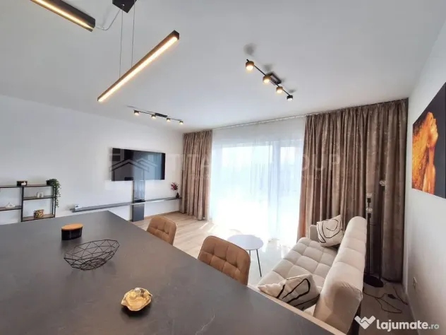 Apartament de lux, parcare inclusa - Brasov (Brasov)