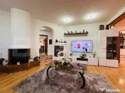 Casa Individuala cu 6 camere - 256mp utili - teren 680mp - z