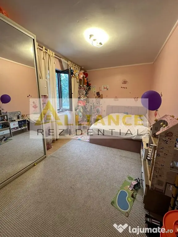 APARTAMENT 3 CAMERE DE VANZAR 1 DECEMBRIE 1918 Negociabil! - Bucuresti (Bucuresti-Ilfov)