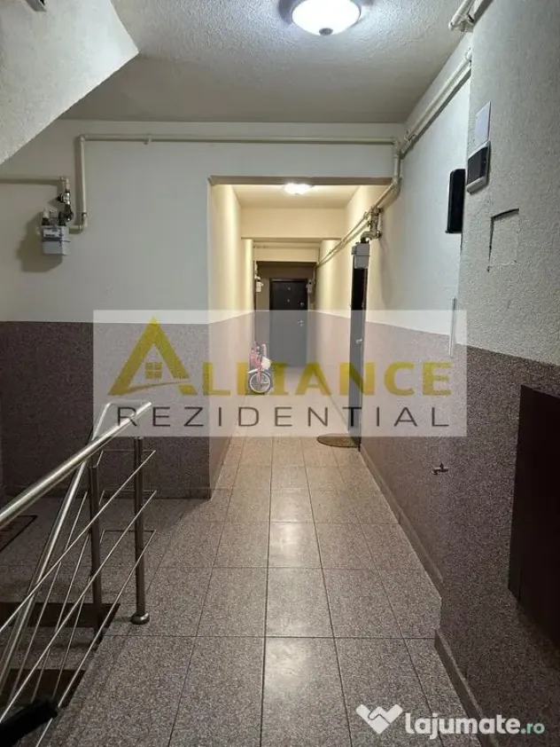 APARTAMENT 3 CAMERE DE VANZAR 1 DECEMBRIE 1918 Negociabil! - Bucuresti (Bucuresti-Ilfov)