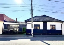 Casa 4 camere,curte si gradina 700 mp, Sebes