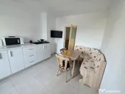 Apartament cu 3 camere de inchiriat - zona Republicii