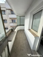 Apartament cu 3 camere de inchiriat - zona Republicii