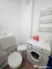 Apartament cu 3 camere de inchiriat - zona Republicii