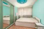 Bulevardul Obregia, Salon Why Not, 3 camere de inchiriat 