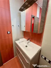 Apartament 2 Camere Central Bloc tip Vila 