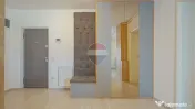 Apartament 2 camere de vânzare | Parcare și boxă | Zona Tractorul 