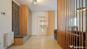Apartament 2 camere de vânzare | Parcare și boxă | Zona Tractorul 