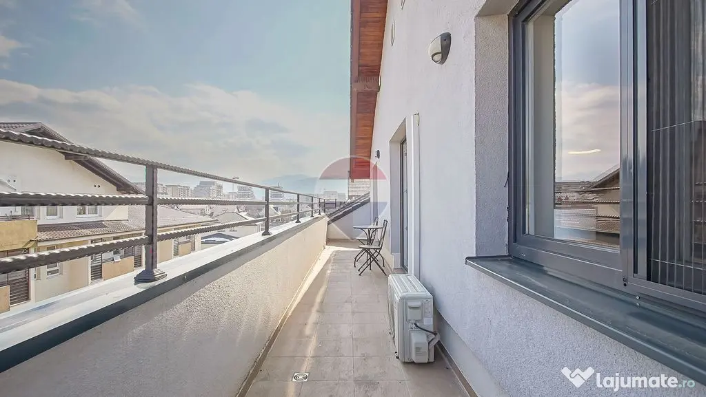 Apartament 2 camere de vânzare | Parcare și boxă | Zona Tractorul - Brasov (Brasov)