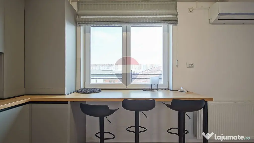 Apartament 2 camere de vânzare | Parcare și boxă | Zona Tractorul - Brasov (Brasov)