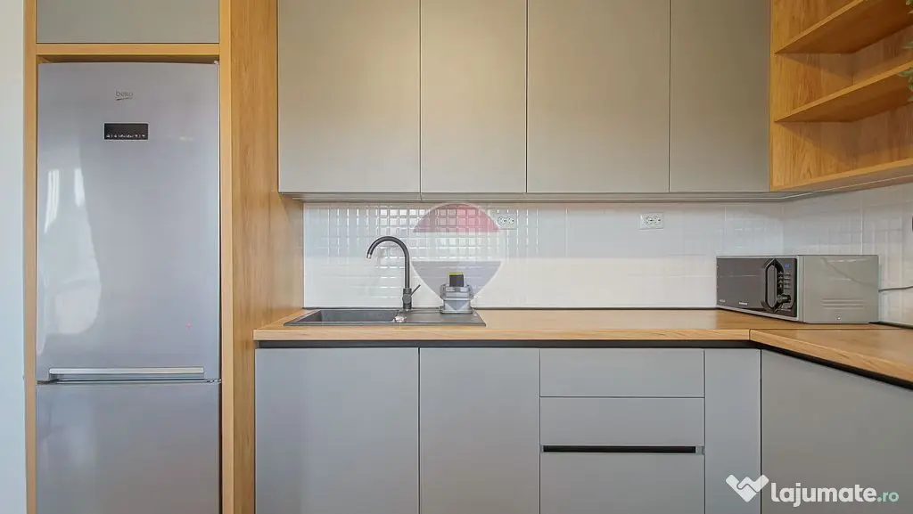 Apartament 2 camere de vânzare | Parcare și boxă | Zona Tractorul - Brasov (Brasov)