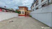 Vilă cu 6 Locuri de Parcare – Zona Centrală Tineretului