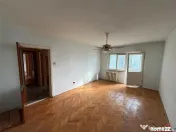 Apartament 3 camere, etaj 1, zona Centrala (fosta Autogara) 