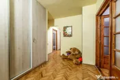 ???? 3 camere, 2 băi, parter – Aurel Vlaicu | 79.000 € 
