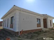 Duplex modern - toate utilitatile - terasa acoperita 