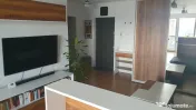 Apartament semidecomandat Piata 1 Mai & parcare subterana de inchiriat