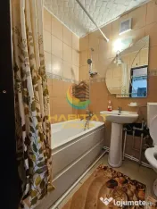 3 camere de inchiriat Emil Racovita
