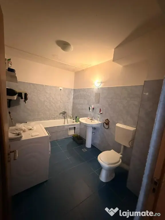 Apartament 2 camere decomandat zona Florilor - Floresti (Cluj)