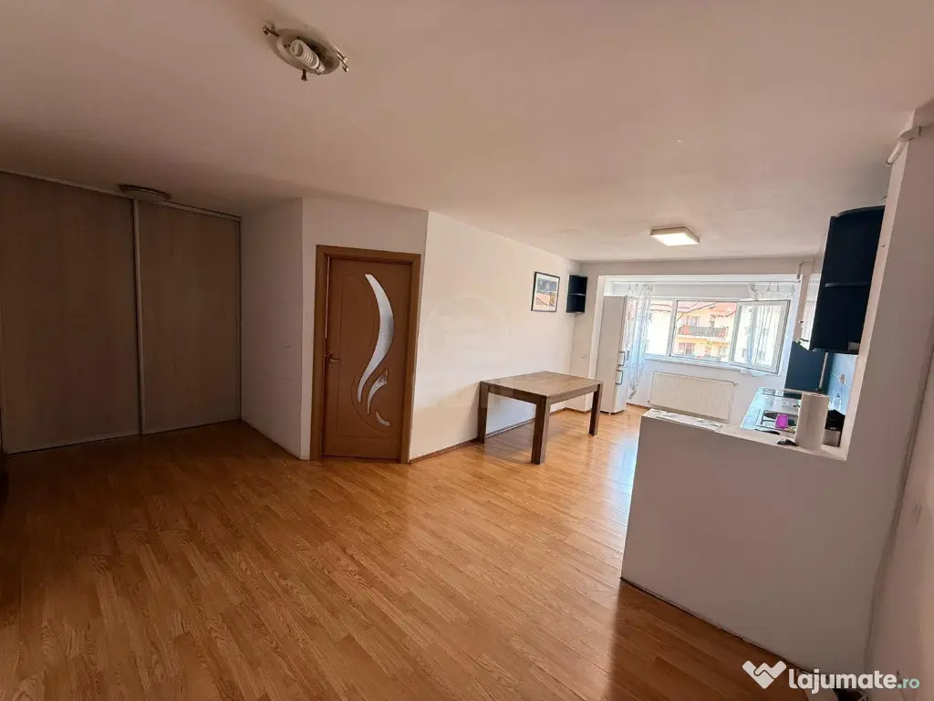 Apartament 2 camere decomandat zona Florilor - Floresti (Cluj)