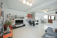 De vânzare casă - duplex cu 4 camere, panouri fotovoltaice -Sântandrei 