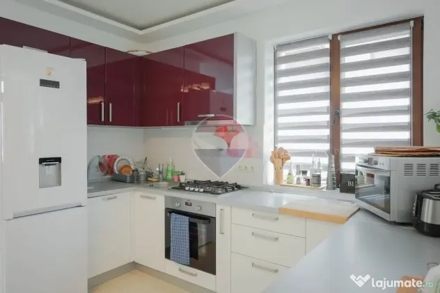 De vânzare casă - duplex cu 4 camere, panouri fotovoltaice -Sântandrei - Santandrei (Bihor)