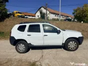 Dacia Duster carte service 