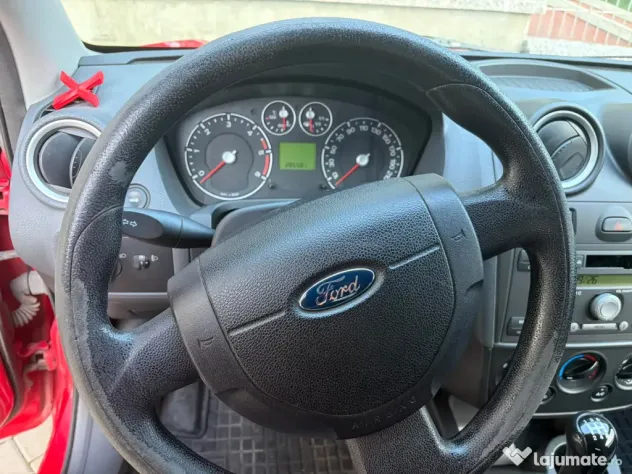 Ford Fiesta 1.4 TDCi, 2006, roșu, 2 uși