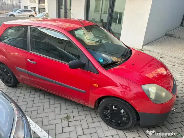 Ford Fiesta 1.4 TDCi, 2006, roșu, 2 uși