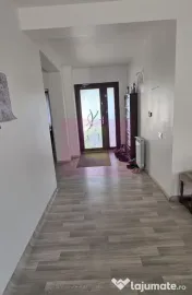 Vila cu 5 camere de închiriat în Câmpina