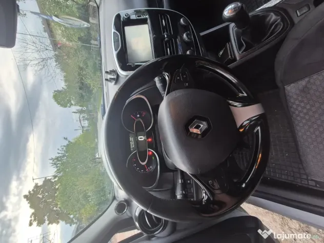 Renault CLIO 1.5 Dci